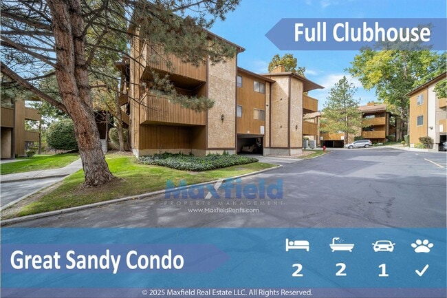 TOP LEVEL CONDO - 2BD 2 BA - NEW PAINT! - TOP LEVEL CONDO - 2BD 2 BA - NEW PAINT!