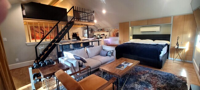 Photo - 5415 Richard Ave Unidad Backhouse