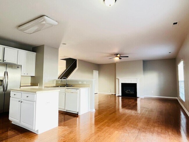 Photo - 4348 Karlbrook Ln