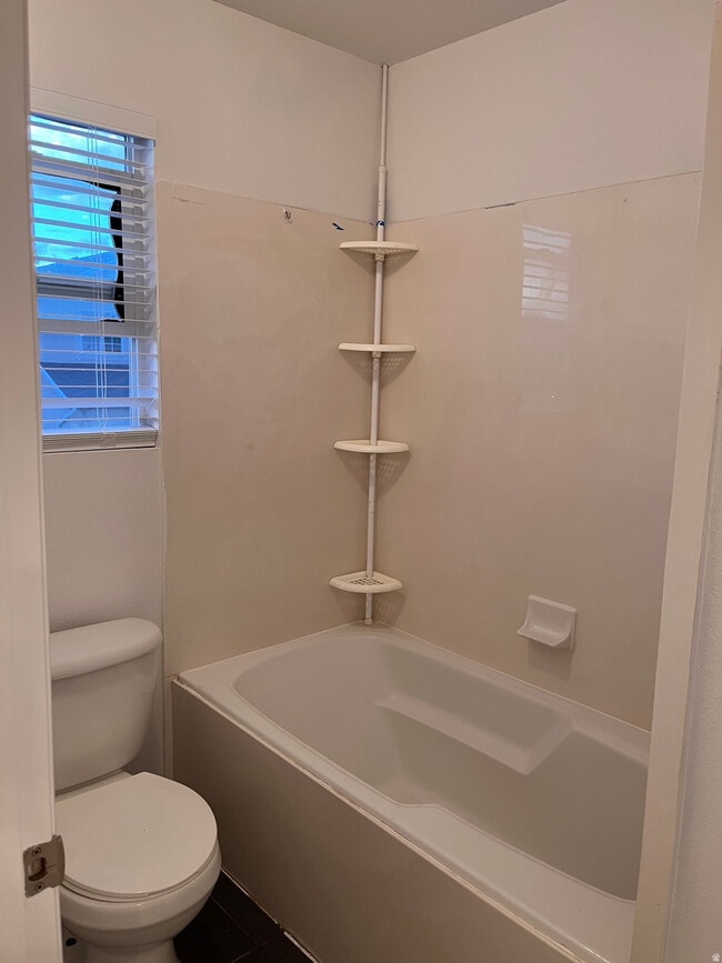 Photo - 845 Apple Grove Ln