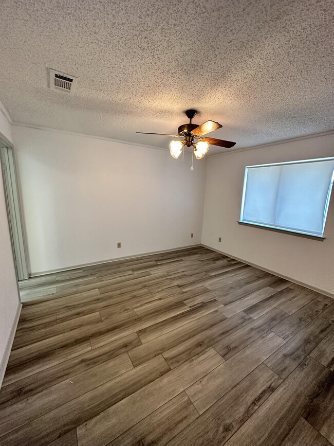 Photo - 5114 Shoregate Dr