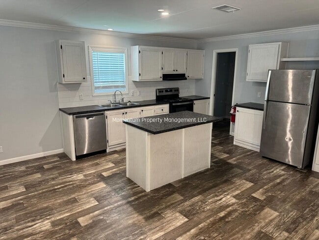 Photo - 2452 Ayerswood Dr