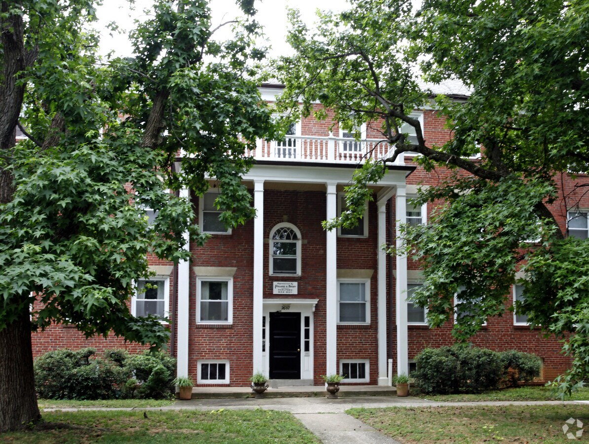 Apartments at 2603-2611 Park Ave - 2607 Park Avenue