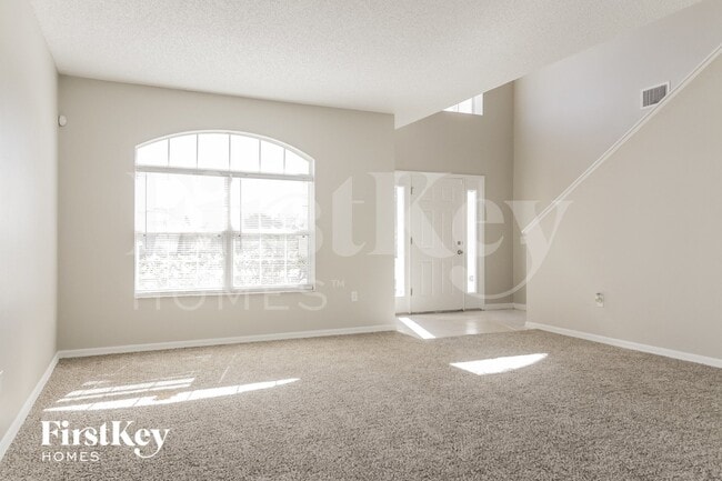 Photo - 556 Big Sioux Ct