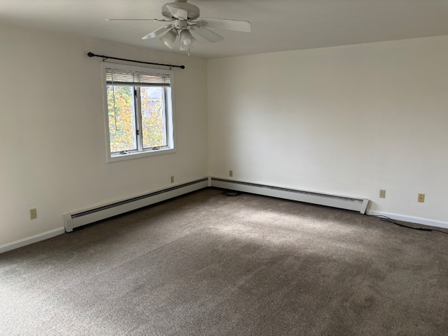 Photo - 128 Heywood St