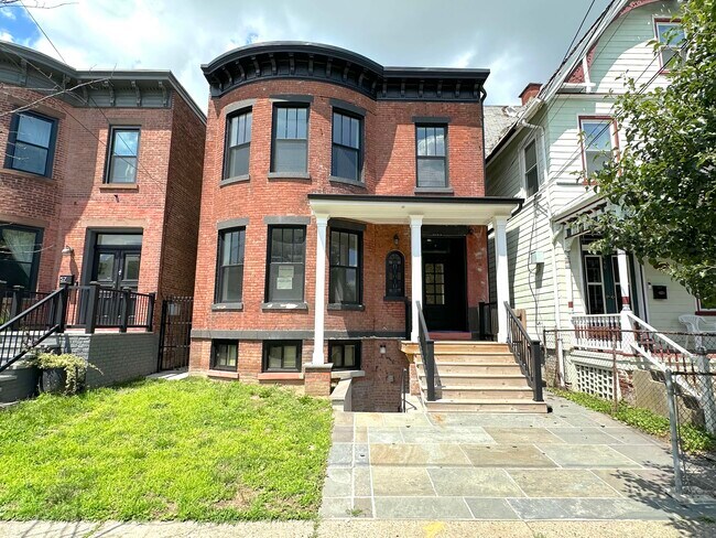 Photo - 55 Liberty Street Wh Unidad 2