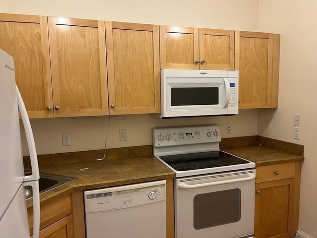 Photo - 426 Mt Hope St Unit 412