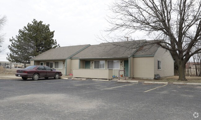 Photo - Woodlawn Apartments