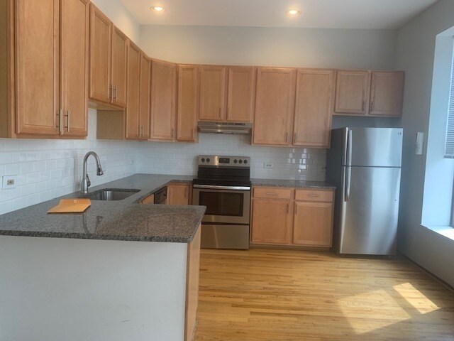 Photo - 3055 N Sheffield Ave Unit 2D