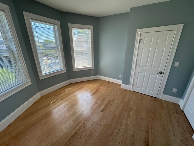 Photo - 35 Cameron Ave Unit 3