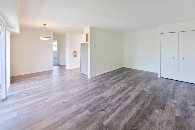 Chesterfield Apartment Homes