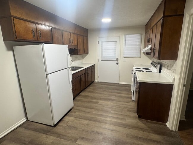 Photo - Commanche St Duplex Unit 618 Commanche Street Dr