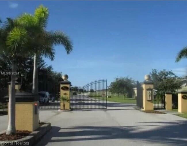 Photo - 1520 Las Villas Blvd