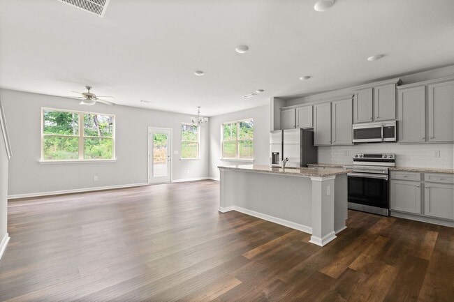 Photo - 4 Bed 2.5 Bath Single Family Home in Gainesville! -Retreat at Chicopee