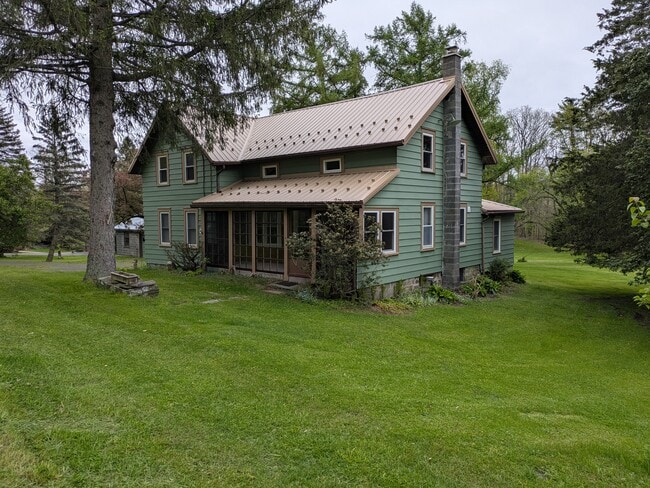 Building Photo - 1126 Trumbulls Corners Rd