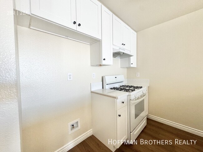 Photo - 9233 Van Nuys Blvd Unit 116