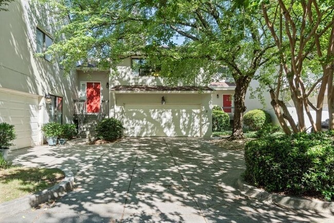 Photo - 3 Gilbert Trail NE