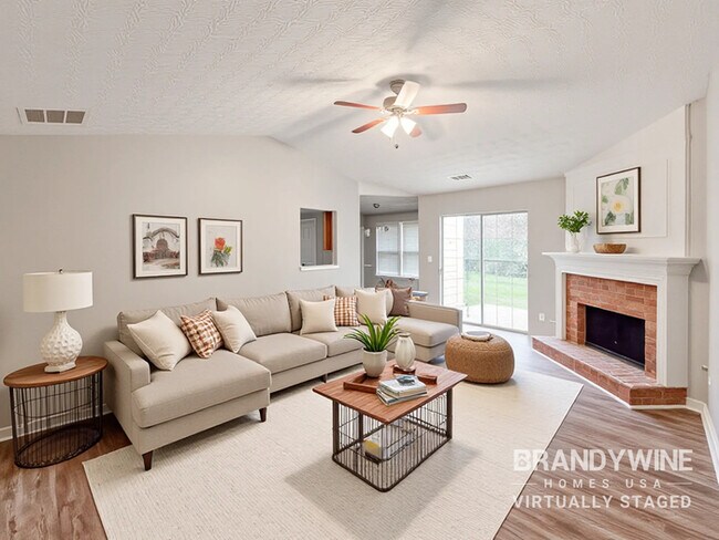 Photo - 2620 Essex Ct