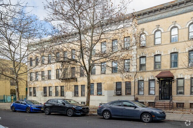 Photo - 369-373 Sumpter St