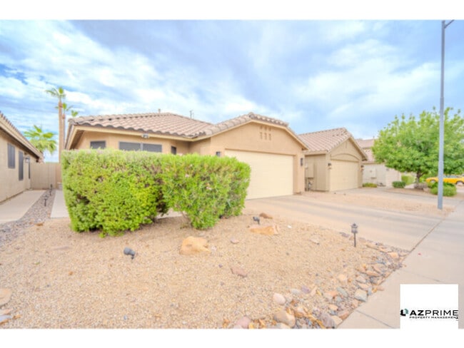 Photo - A Beautifully Maintained 3/2 Home That Blends Comfort, Warmth, And Everyday Livability In A Desirabl