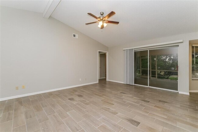 Photo - 6084 Freeport Dr