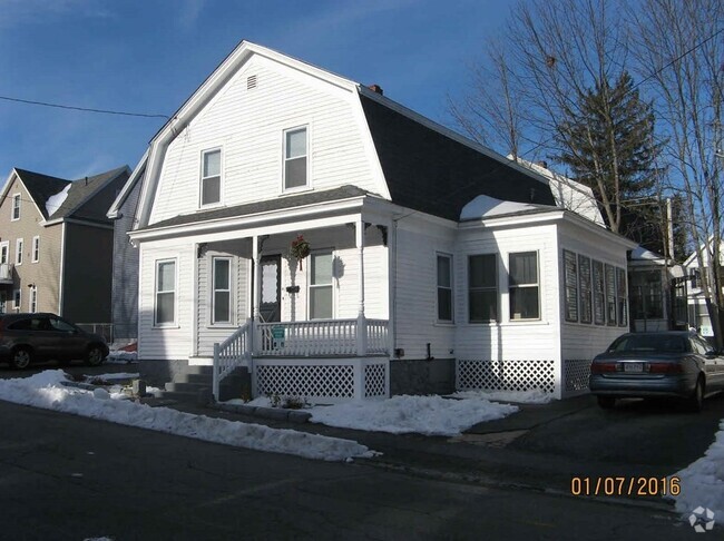 Building Photo - 41 Gardner Ave Rental