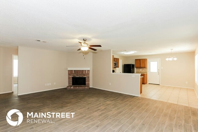 Photo - 805 Encino Dr