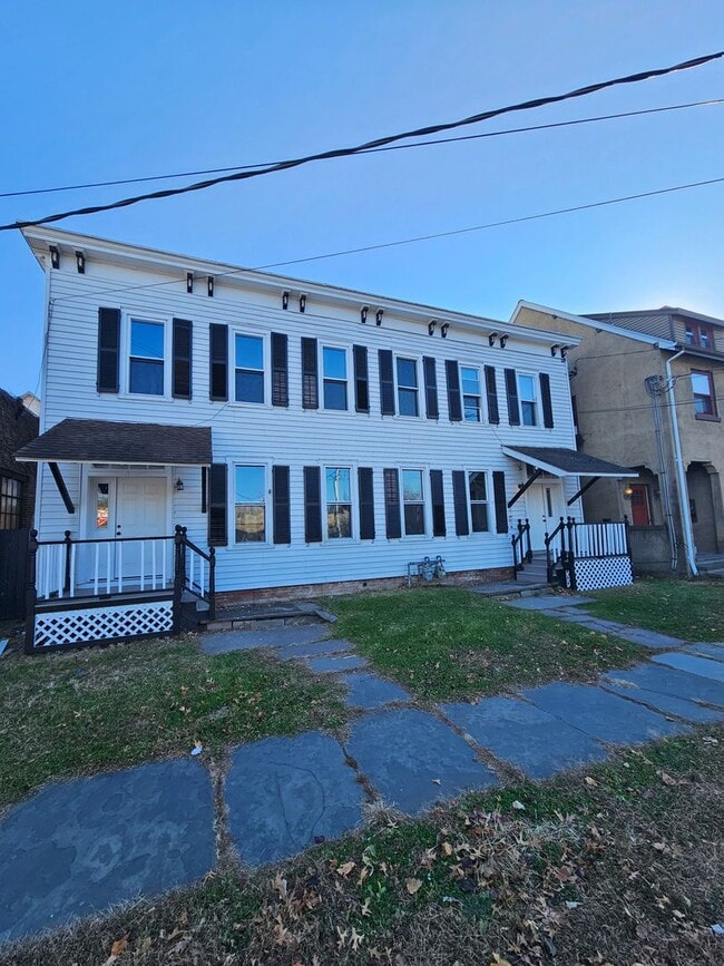 Photo - 6-8 Maiden Lane Unit 8 Maiden Lane