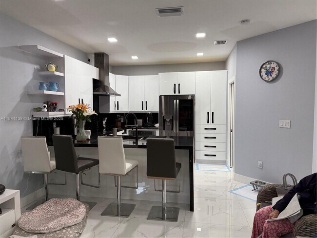 Photo - 11300 SW 236 Ln