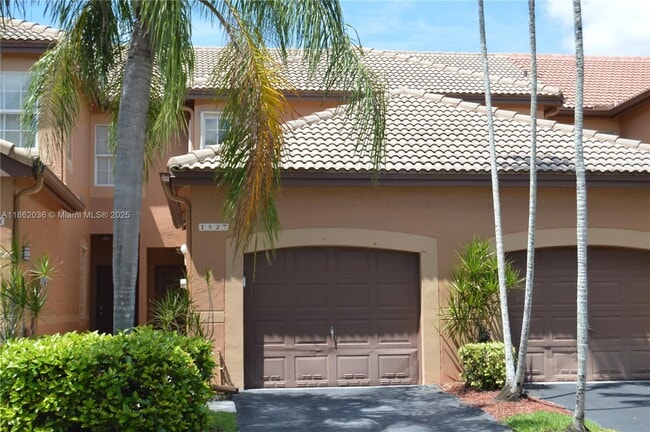 Photo - 1527 Veracruz Ln