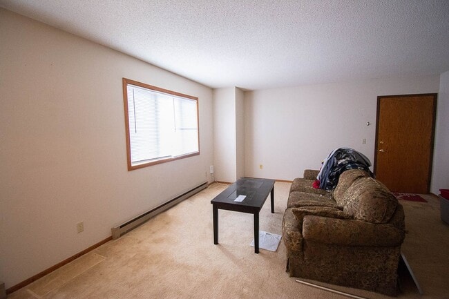 Photo - Upstairs condo with garage space in great NW location! Unit 16