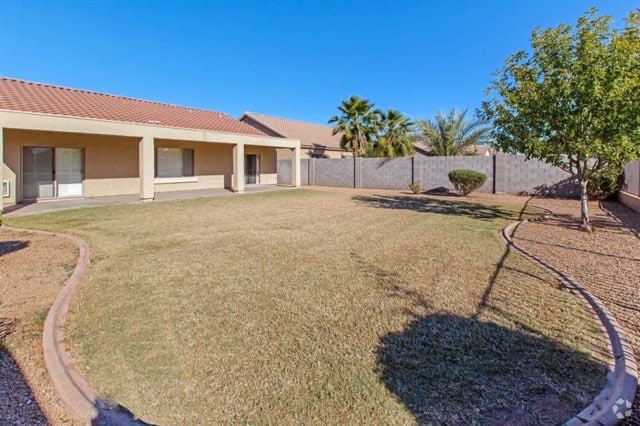 Building Photo - 7026 W Beverly Rd Rental
