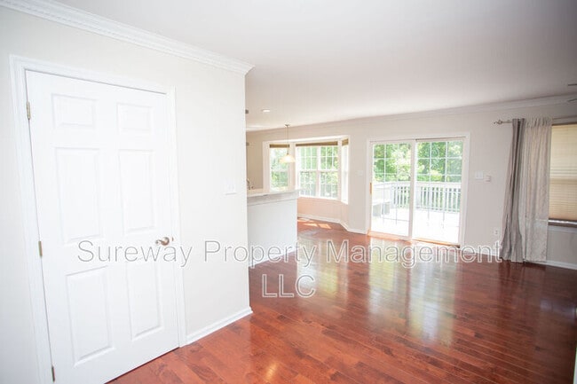 Photo - 24 Kathryn Ct