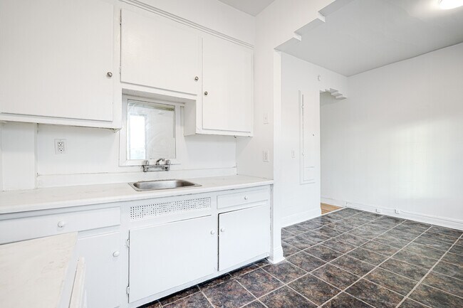 Photo - 2390 Pie-IX Blvd Unit 2