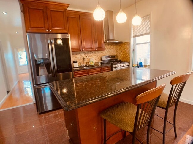 Photo - 23-28 28th Street, 1 Unit 1