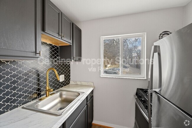 Building Photo - 3271 Morrison Ave Unit 6 Rental