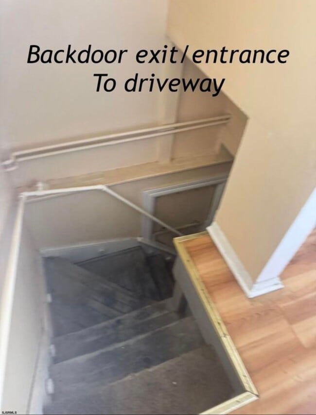 3712 Winchester Ave Unit 2nd Floor