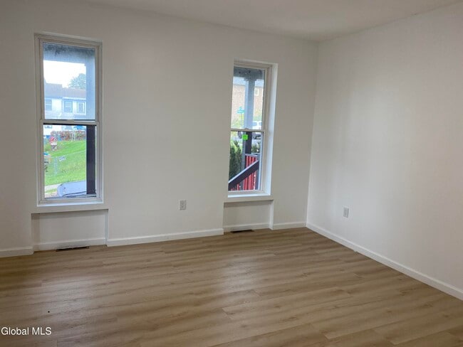 Photo - 13 Kimball St