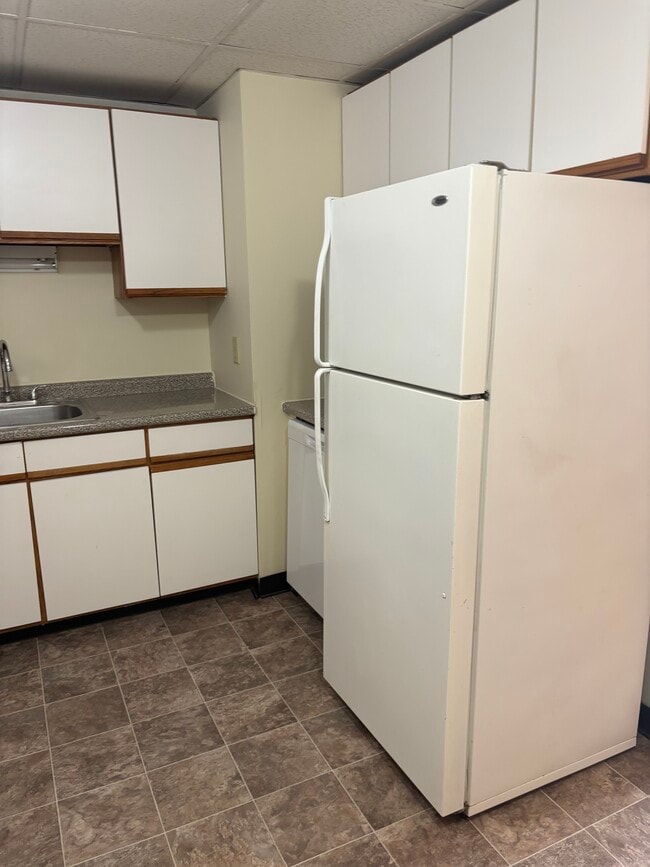 Photo - 1731 Highland Apartment Unit 1731-12