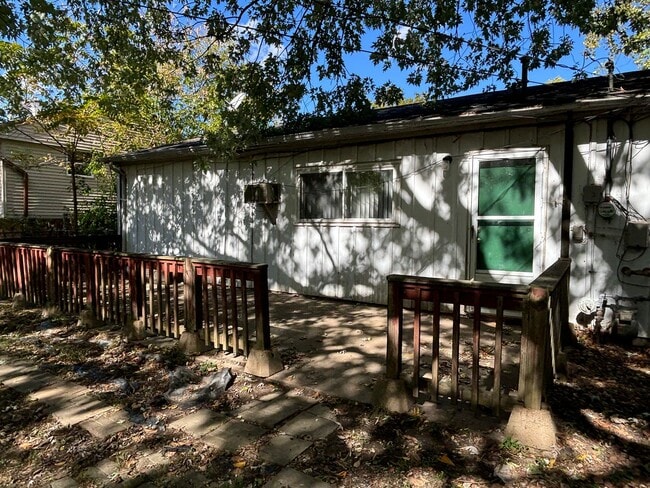 Photo - Spacious 3 bedroom home with large backyard deck!