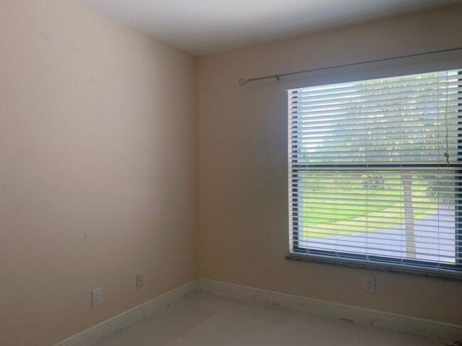 Photo - 13351 Greengate Blvd Condo