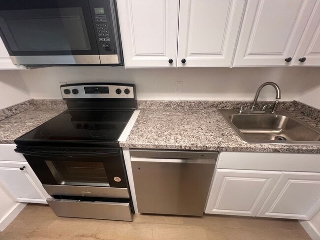 Photo - Do not pay for Heat or Hot Water, this beautiful condo has them included for you!