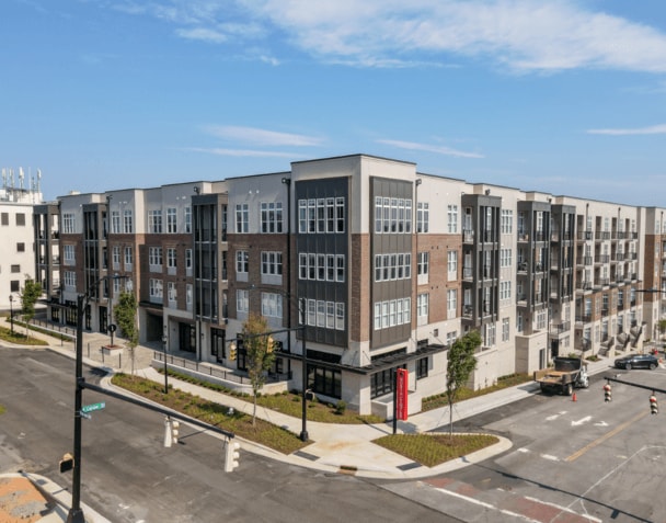 One North Center - One North Center Apartments