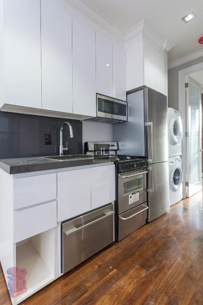 Photo - East 116th Street Unit 2C