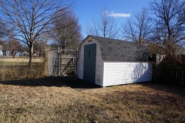 Photo - 2536 S McCann Ave