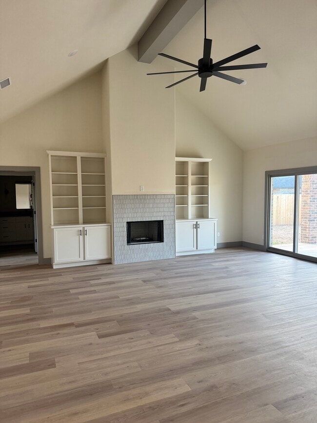 Photo - 315 Cowboy Ln