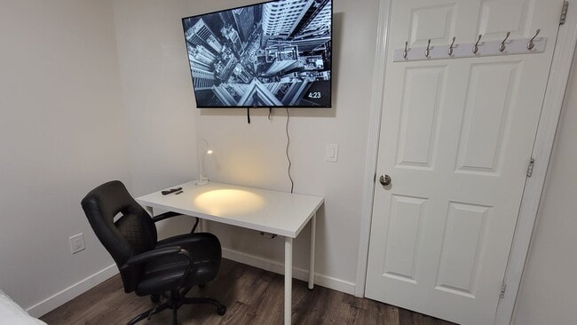 Photo - 8029 240th St SW