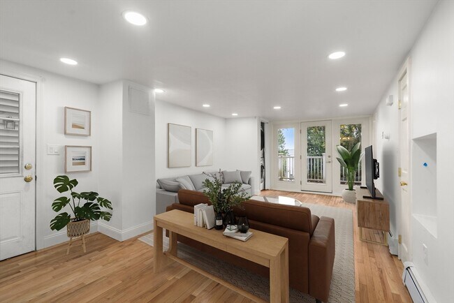 Photo - 431 E 6th St Unidad #