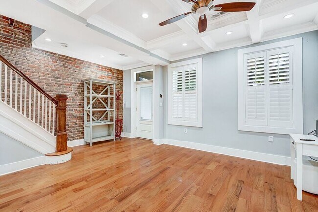 Photo - 2926 12th St NE