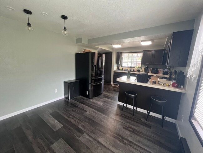 Photo - 1130 Hemlock Ct